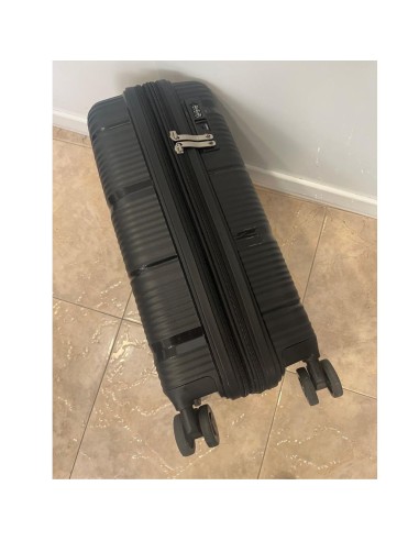 Mala de cabine Gladiator Bionic preta de segunda mão em muito bom estado
